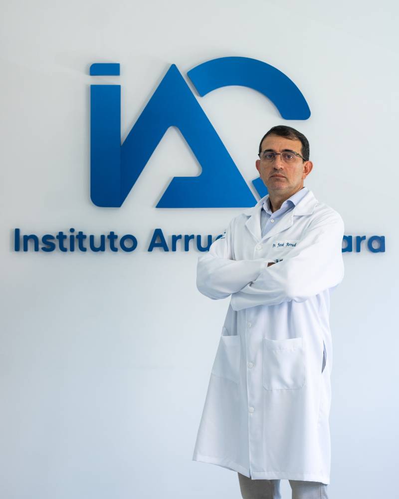 Cirurgião enfrentando desafios na prática médica